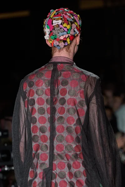 Look 106
